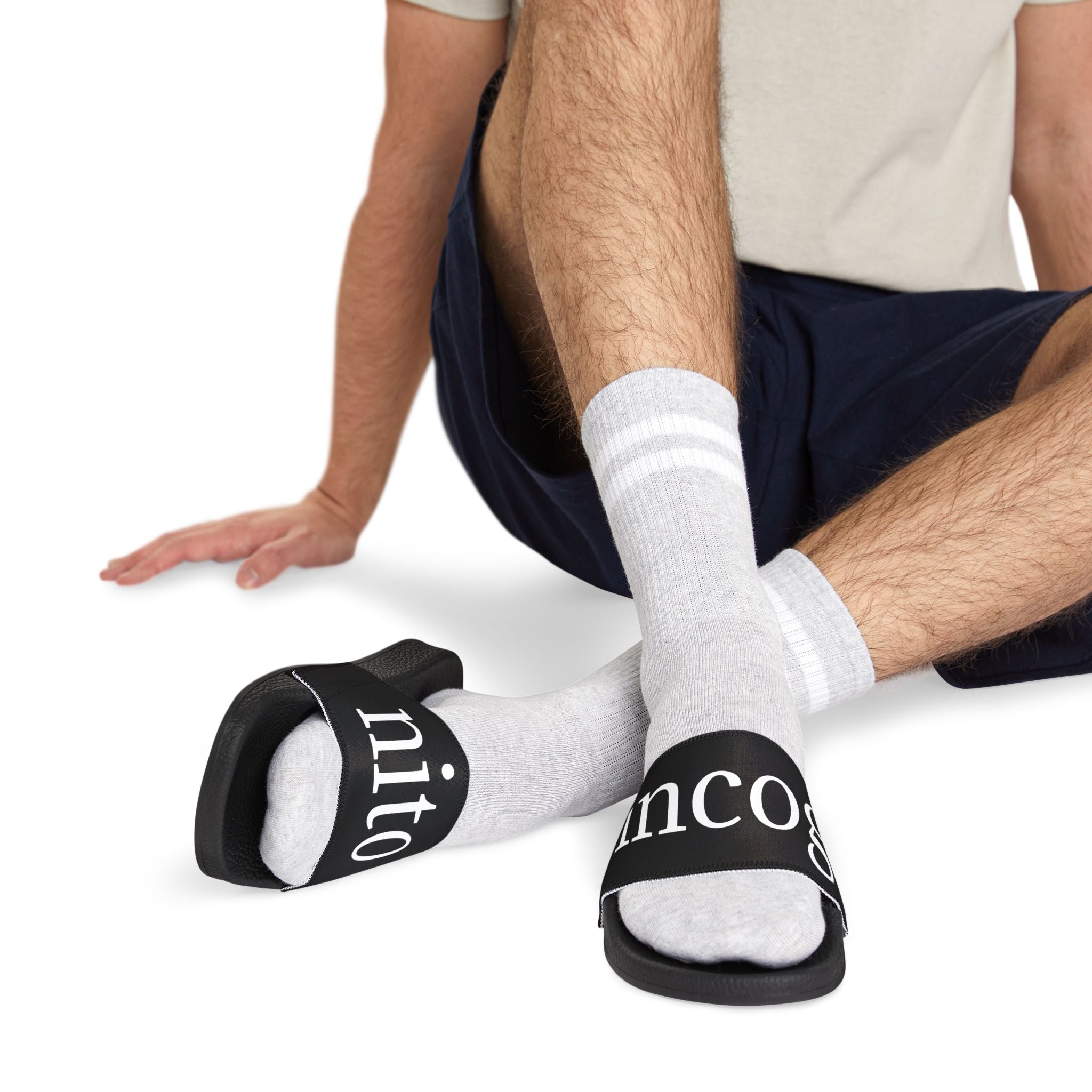moontiq Men's Black Slides 'Incognito' US